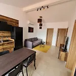 Family Friendly Seaside Krusevo, Novigrad - 23302 Lägenhet Obrovac