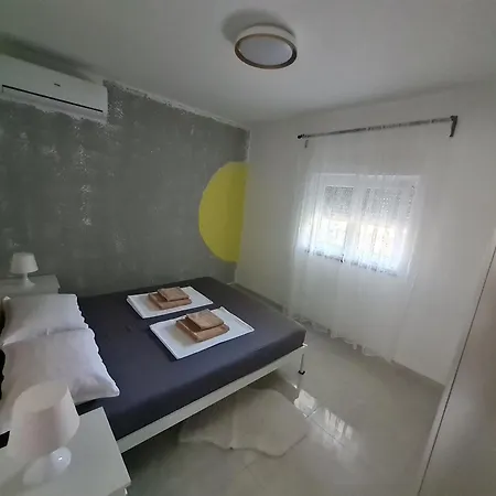 Lejlighed Family Friendly Seaside Krusevo, Novigrad - 23302 *