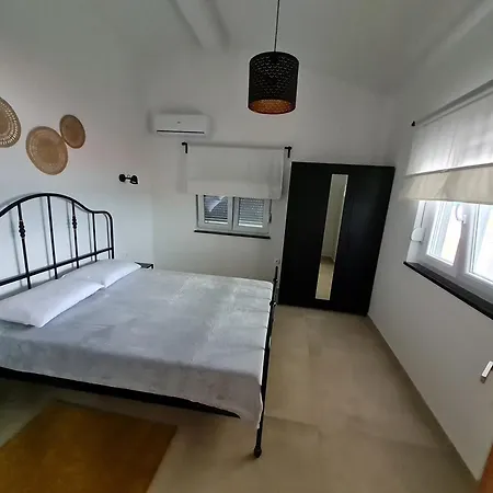 Family Friendly Seaside Krusevo, Novigrad - 23302 Obrovac