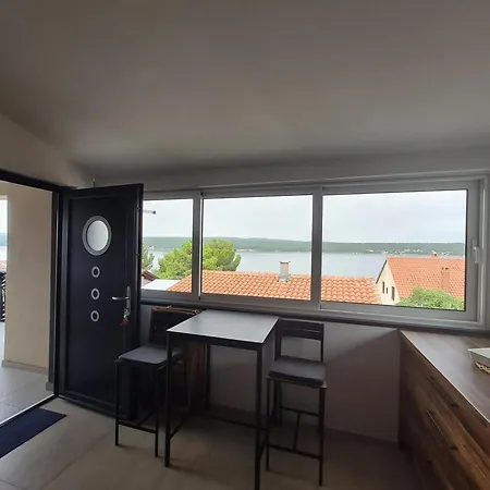 Family Friendly Seaside Krusevo, Novigrad - 23302 Διαμέρισμα Obrovac